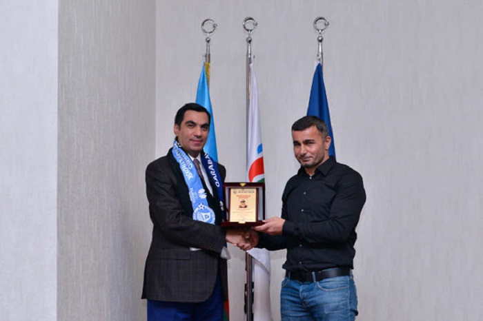 Manager of FC Qarabağ Gurban Gurbanov visits BHOS  